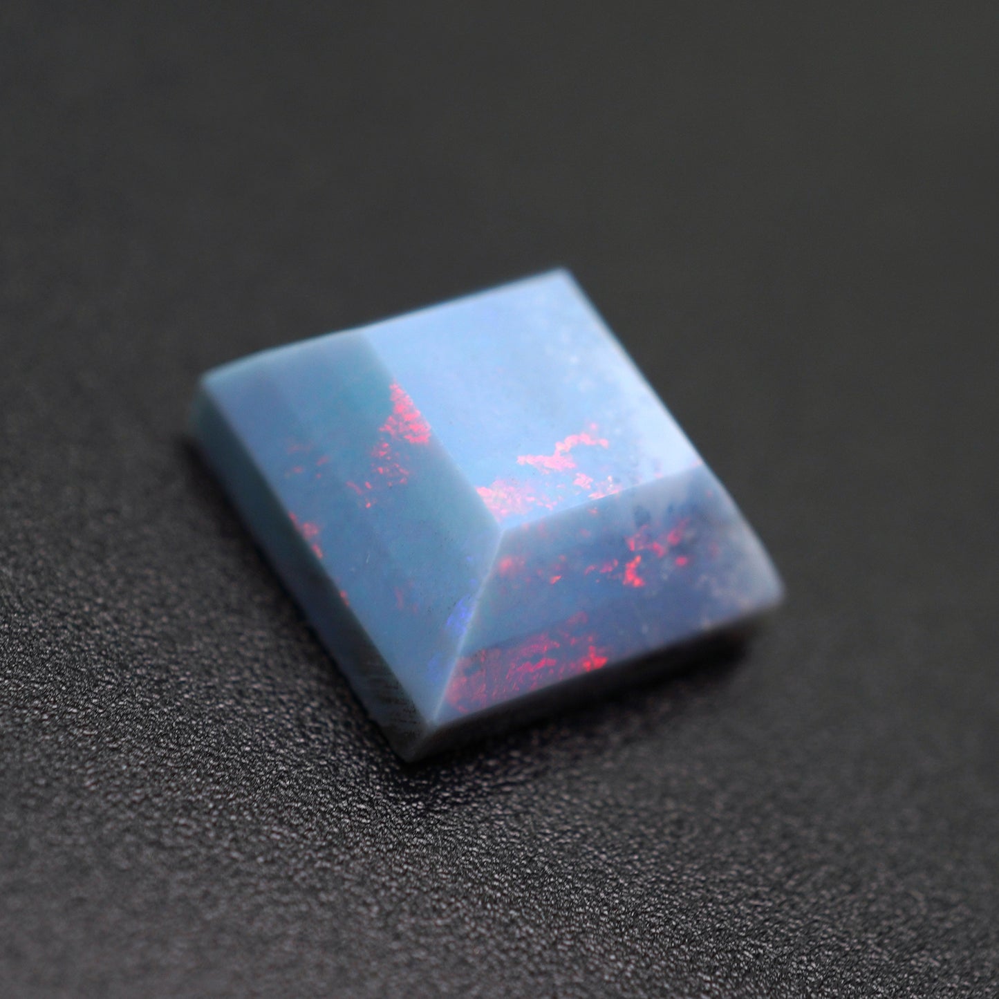 STARVEIL BLUE OPAL GEMSTONE